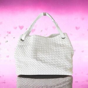 💞BOTTEGA VENETA White Garda Tote SIGNATURE INTRECCIATO Nappa Leather Top Handles